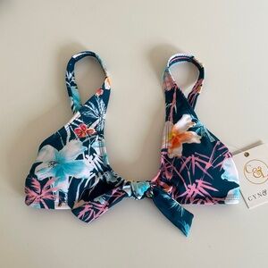 Cyn & Luca Bikini Top Scoop Floral